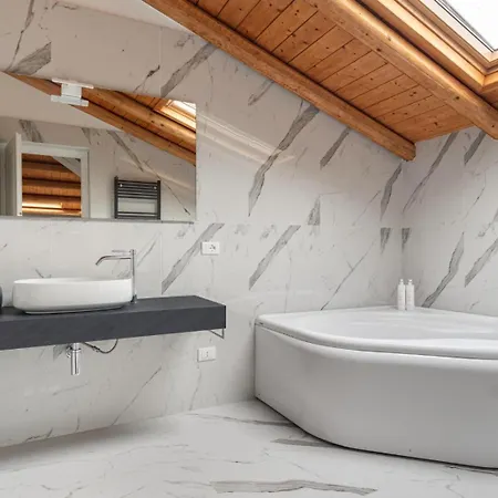 La Terrazza Su Dante Πανσιόν 4*